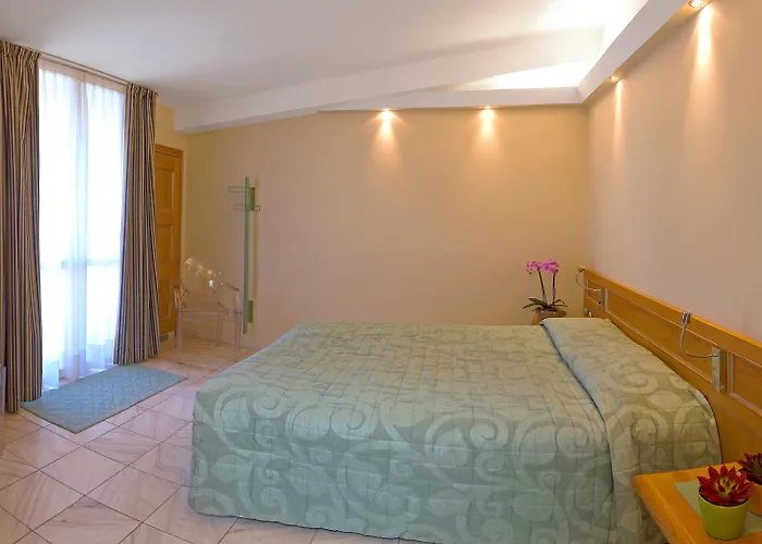 Sempione Szálloda Milánó