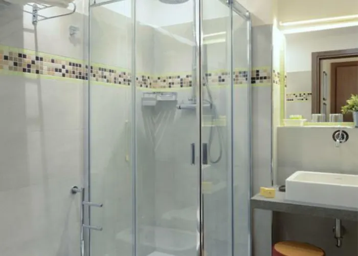 Sempione 3* Milánó