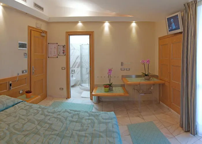 Sempione 3* Milánó